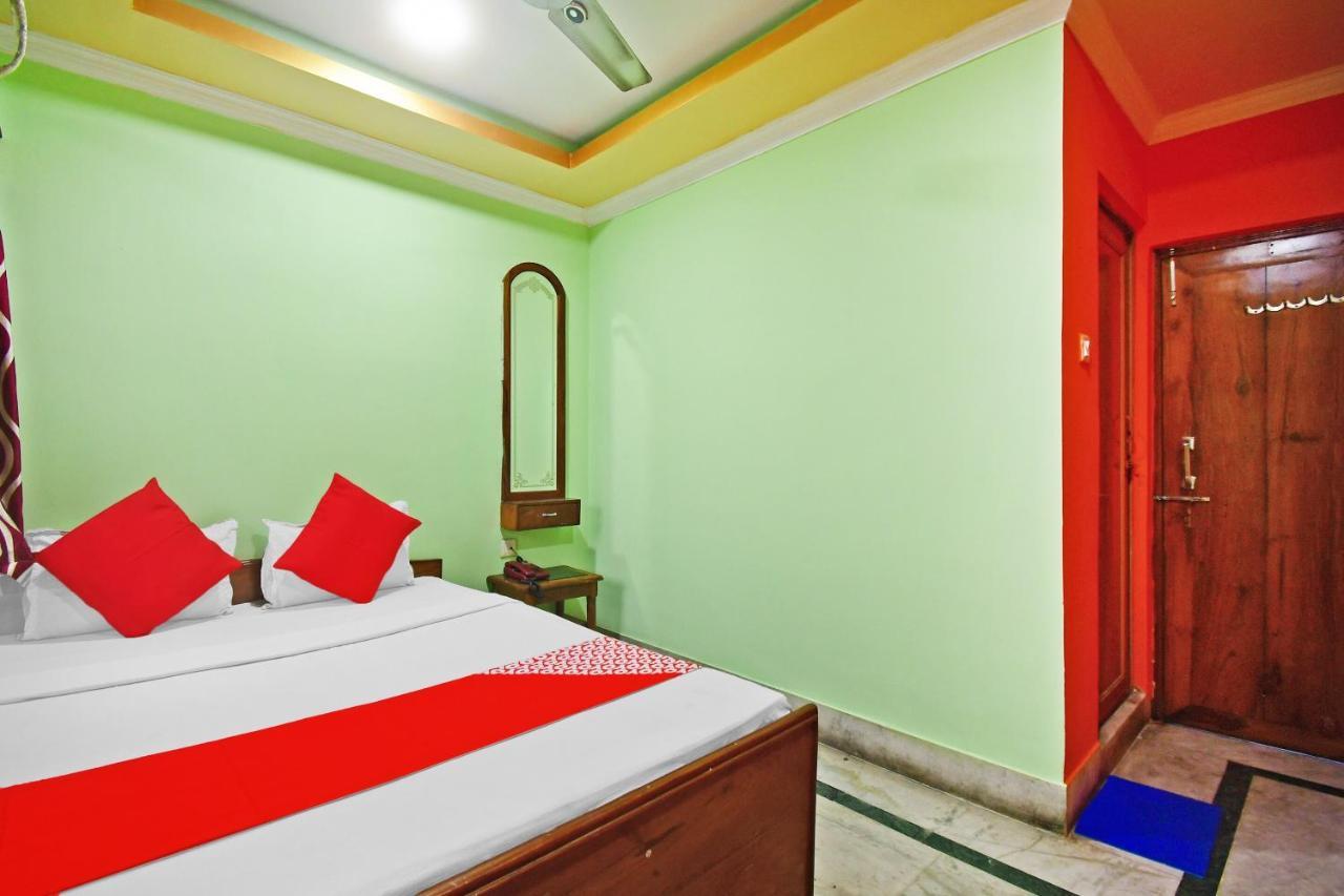 Oyo 85829 Max International Hotel Kolkata Exterior photo