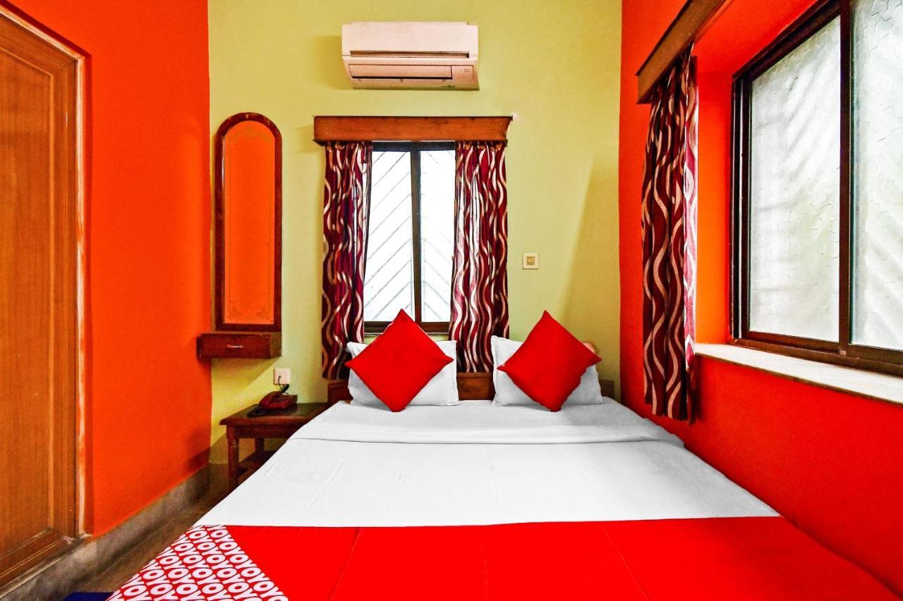 Oyo 85829 Max International Hotel Kolkata Exterior photo