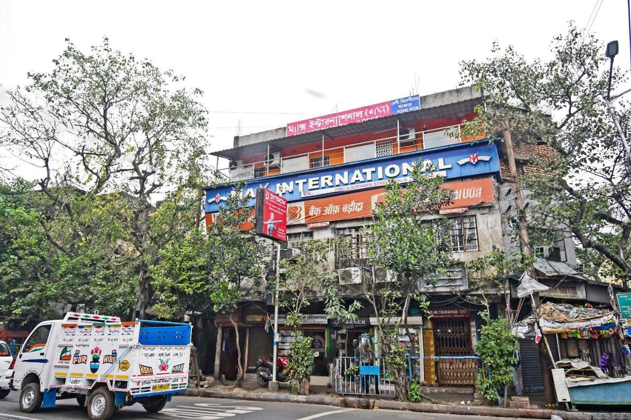 Oyo 85829 Max International Hotel Kolkata Exterior photo